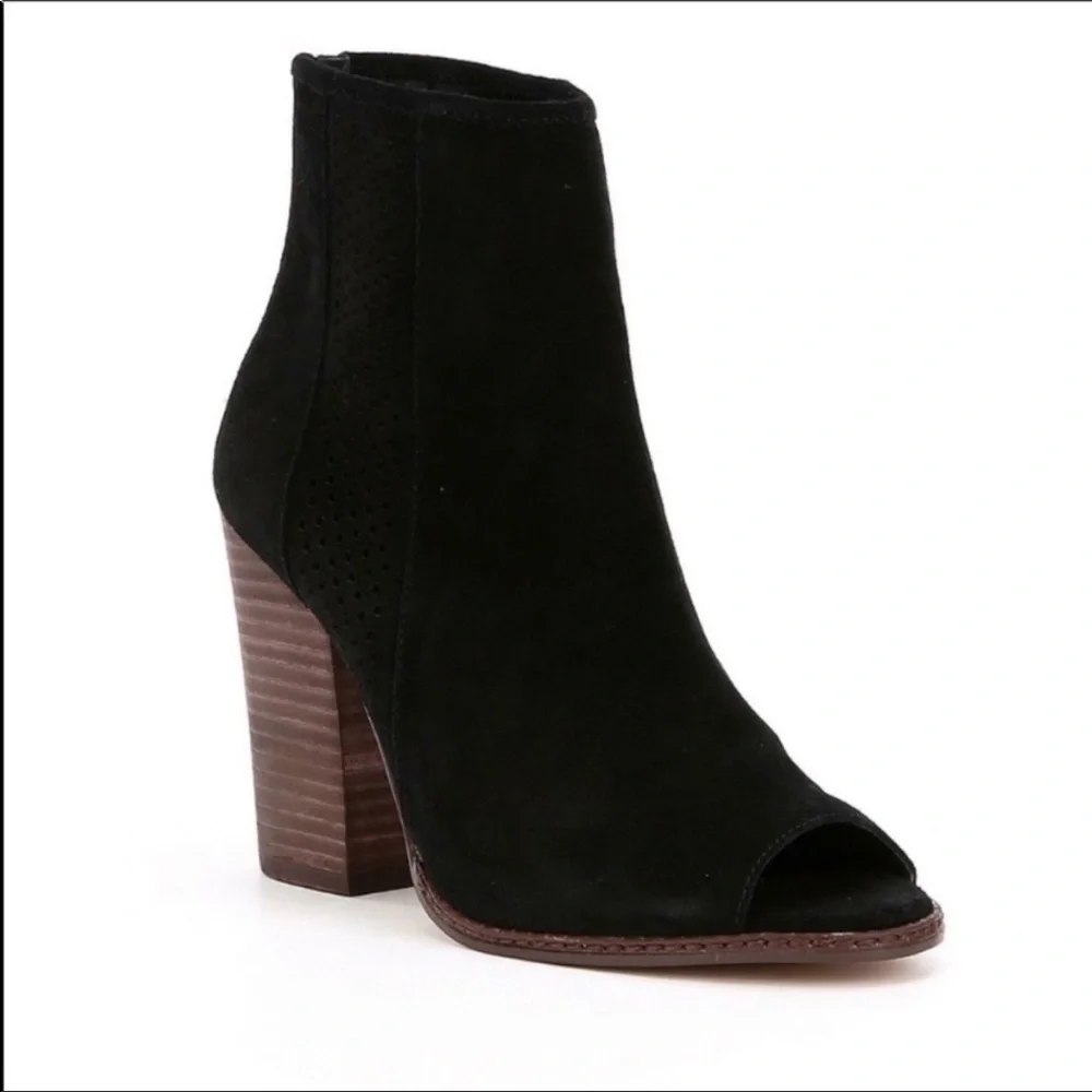 Gianni Bini Schools Out Peep Toe Suede Booties - Size 9